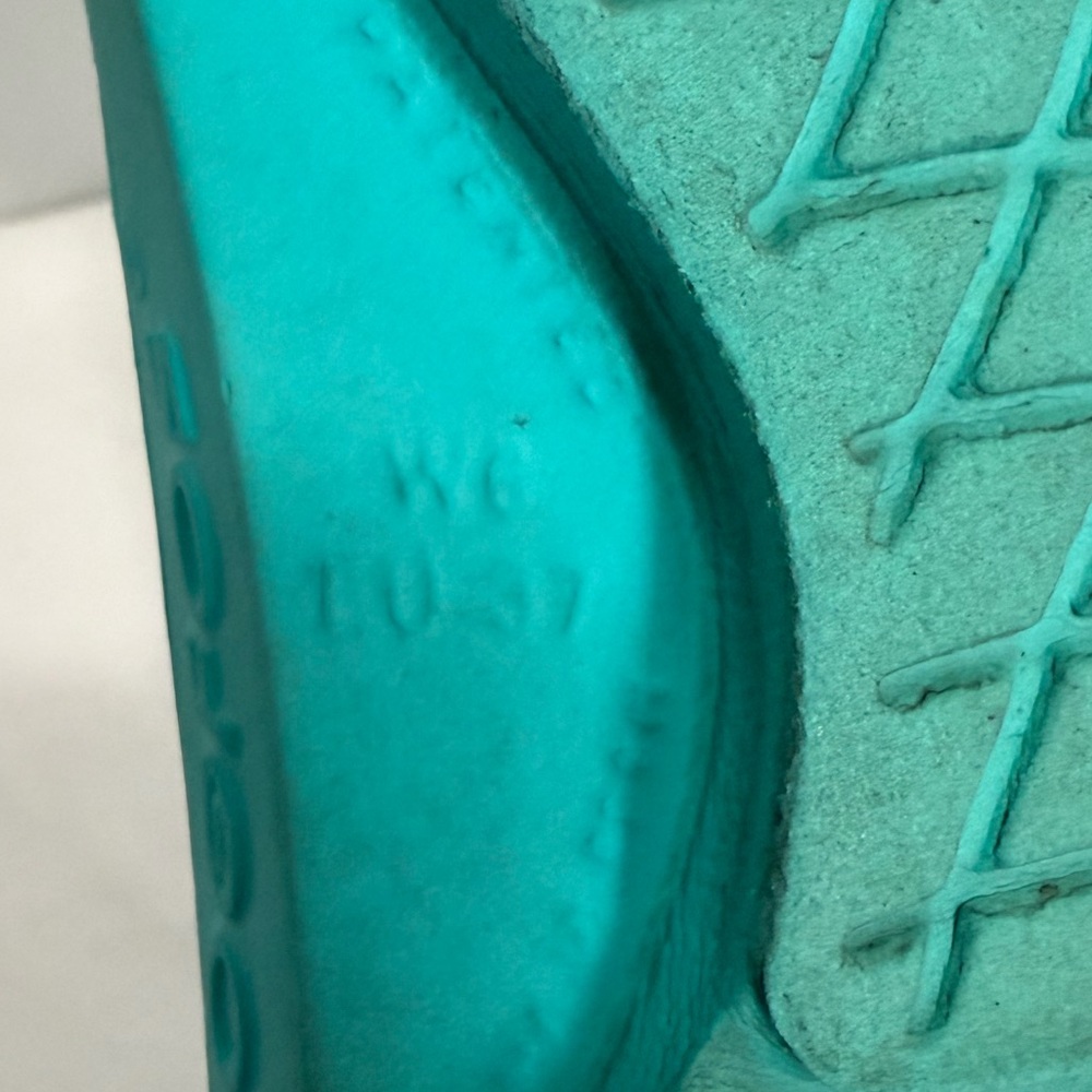 Oofos thong sandals flip flop Aqua size 6 - Picture 3 of 9